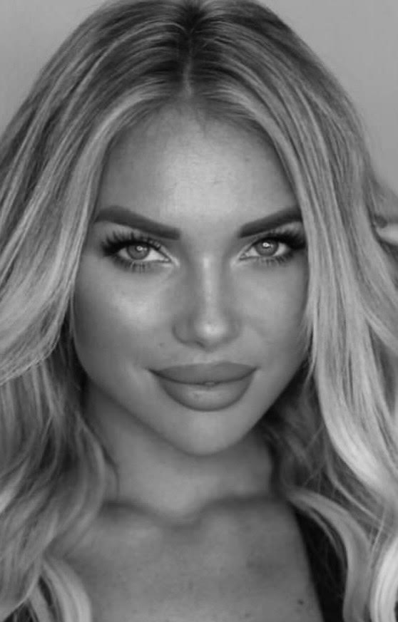 Anna rowinska