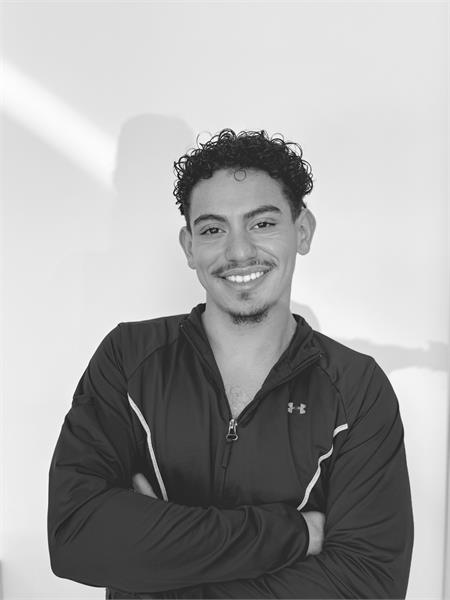 Daniel h headshot